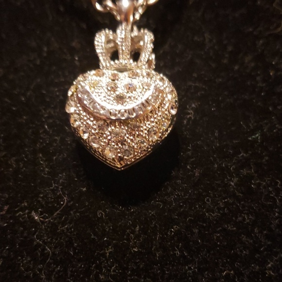Juicy Couture necklace - Picture 2 of 4